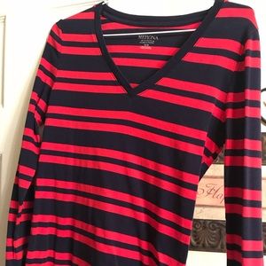 Women’s Merona long sleeve shirt. Medium.